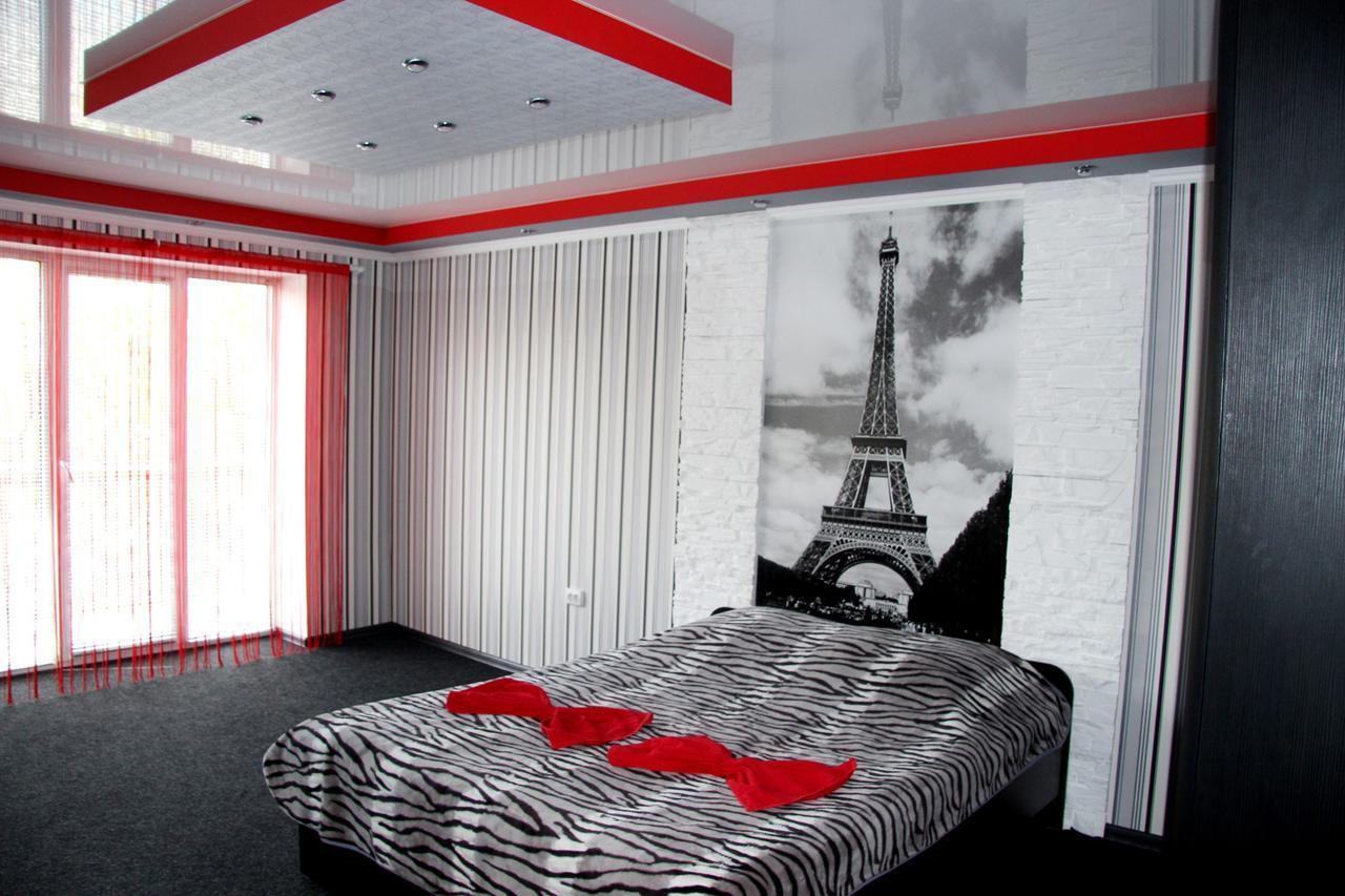 Apartment on Bohoiavlenskyi Avenue Mykolajiv Buitenkant foto