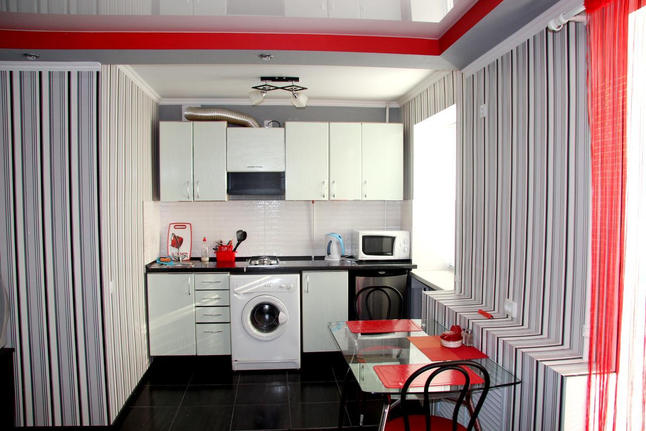 Apartment on Bohoiavlenskyi Avenue Mykolajiv Buitenkant foto